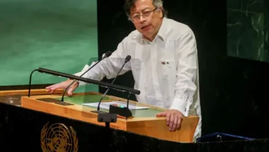الرئيس الكولومبي يدعو لتوحيد الجيوش لتحرير فلسطين