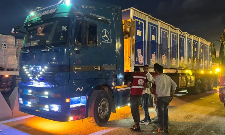 3400 طن مساعدات في قافلة "زاد العزة" الـ 42 من مصر إلى غزة