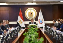 وزير الصحة يتابع مخزون الأدوية والمستلزمات الطبية بمخازن الوزارة