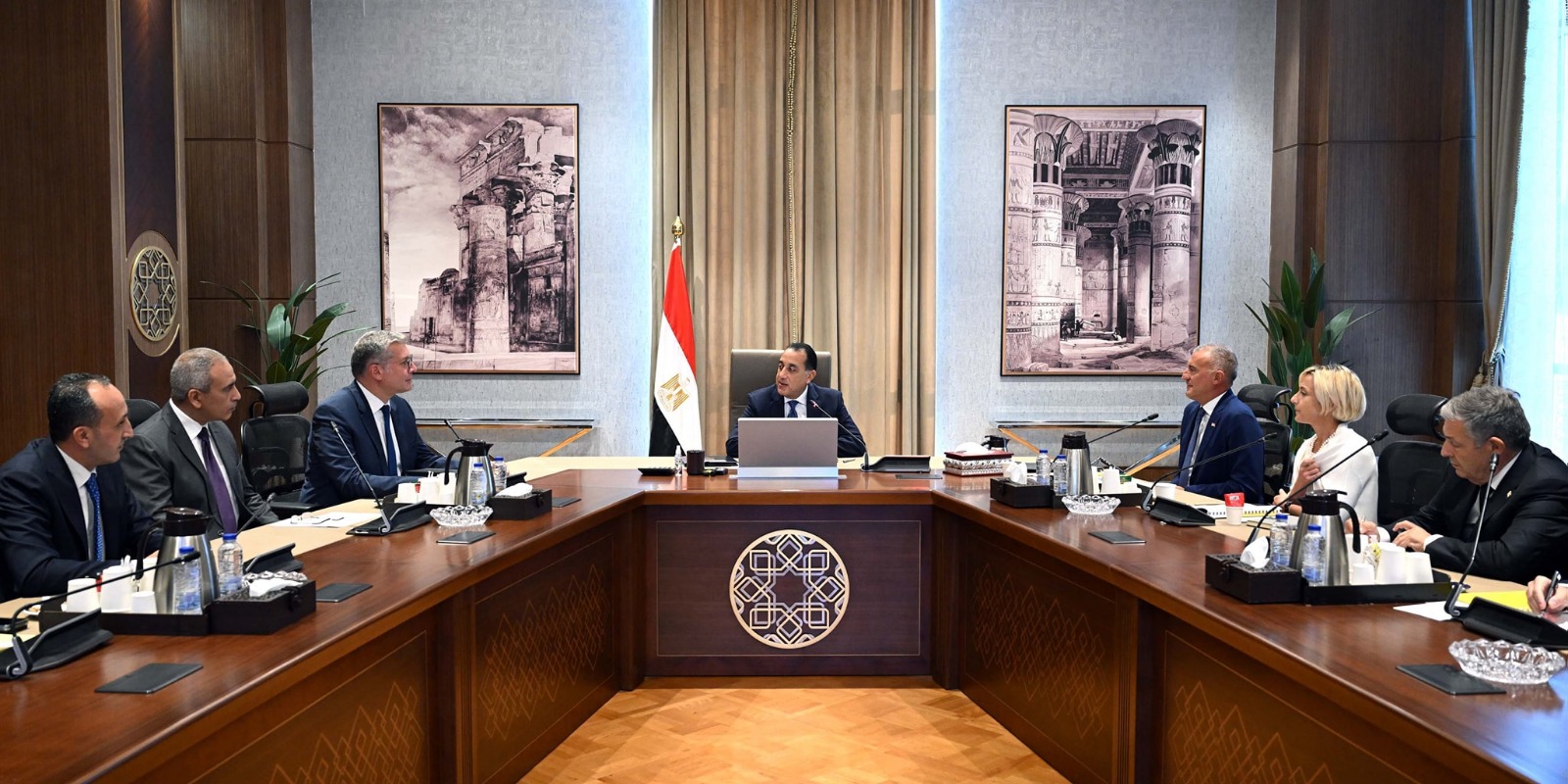 مدبولي يستعرض خطة استثمارات شركة إيني الإيطالية في مصر بقيمة 8 مليارات دولار
