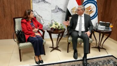 وزير البترول يبحث مع رئيسة "شل مصر" خطط الحفر والإنتاج في البحر المتوسط