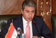 وزير السياحه ينفي سرقه آثار إضافيه من المتحف المصري
