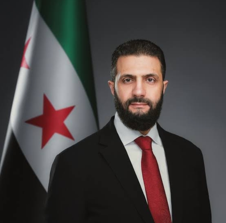 زمن العجايب ..الحاخام هنري حمرا يصلي من أجل الرئيس السوري أحمد الشرع 1 زمن العجايب ..الحاخام هنري حمرا يصلي من أجل الرئيس السوري أحمد الشرع