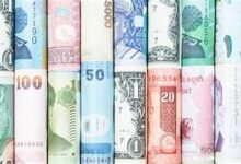 الإفتاء توضح حكم بيع العملات عبر المنصات الإلكترونية
