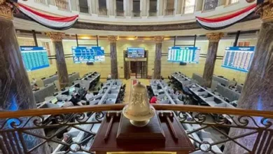 البورصة المصرية تتراجع في مستهل تعاملات الأربعاء