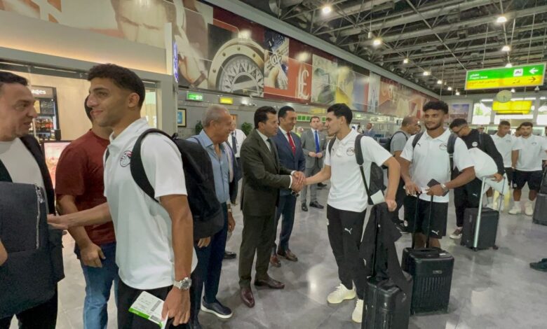 وزير الشباب والرياضة يودع بعثة منتخب مصر قبل مواجهة بوركينا فاسو 1 وزير الشباب والرياضة يودع بعثة منتخب مصر قبل مواجهة بوركينا فاسو