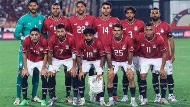 منتخب مصر بالقميص الأحمر أمام بوركينا فاسو في تصفيات كأس العالم 2026