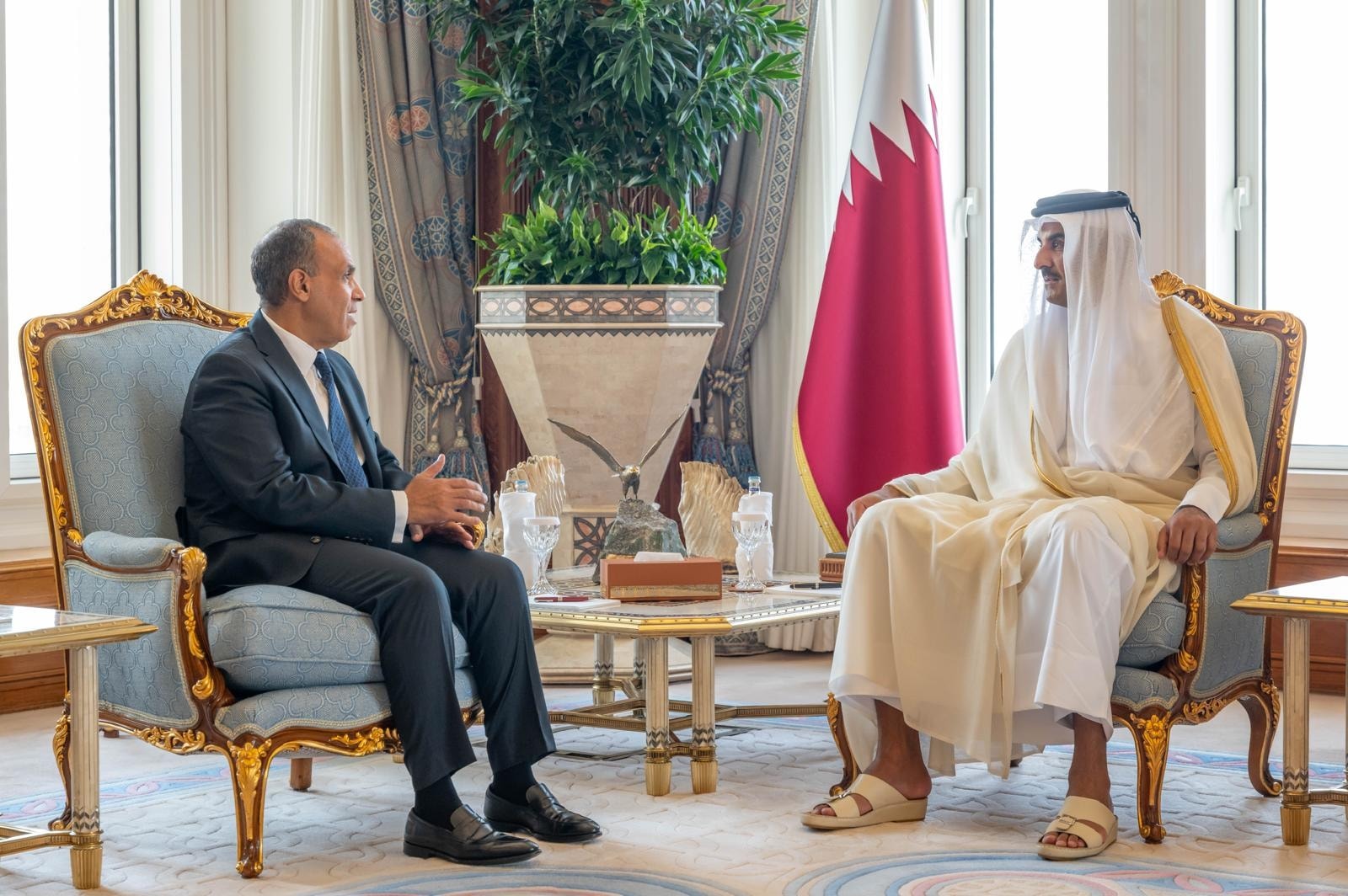 وزير الخارجية ينقل رسالة السيسي لأمير قطر ويؤكد تضامن مصر الكامل بعد العدوان الإسرائيلي على الدوحة
