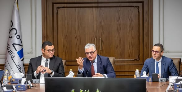 اقتصادية قناة السويس تحقق أرباحًا غير مسبوقة وتعتمد مشروعات جديدة باستثمارات 155 مليون دولار 1 اقتصادية قناة السويس تحقق أرباحًا غير مسبوقة وتعتمد مشروعات جديدة باستثمارات 155 مليون دولار