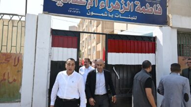 جولة مفاجئة لرئيس الوزراء في مدرسة فاطمة الزهراء بالمنوفية