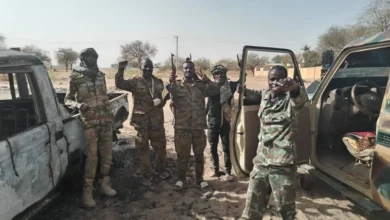 الجيش السوداني ينفذ أول إنزال جوي ناجح للفاشر وسط حصار متواصل
