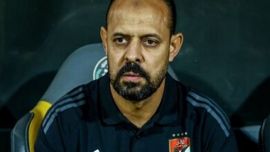 عماد النحاس يحذر لاعبي الأهلي قبل مباراه القمه: إهدار اللعب لعب بالنار