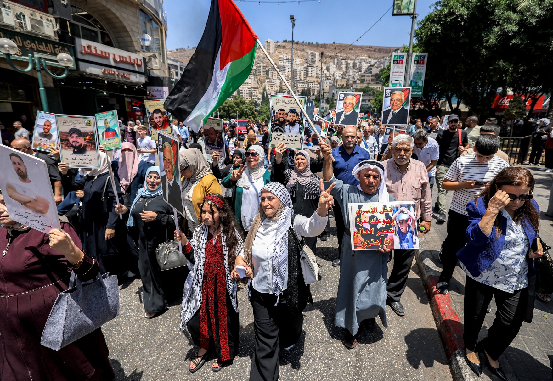 أونروا: قيود إسرائيلية مشددة بالضفة ومنع عودة آلاف الفلسطينيين إلى منازلهم 1 أونروا: قيود إسرائيلية مشددة بالضفة ومنع عودة آلاف الفلسطينيين إلى منازلهم