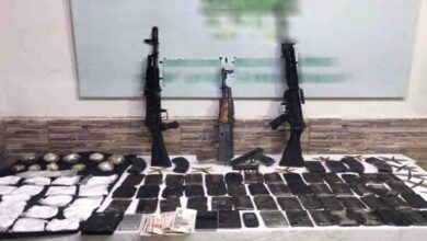 مصرع 4 عناصر جنائية وضبط شبكة اتجار بالمخدرات والأسلحة النارية في محافظتين
