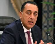 برعاية قرينة الرئيس.. مدبولي يتابع أنشطة وزارة الثقافة لدعم غزة
