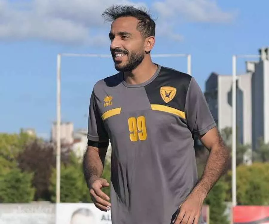 كهربا على أعتاب الرحيل عن القادسية الكويتي ومعلول يحسم مصيره خلال أيام 1 كهربا على أعتاب الرحيل عن القادسية الكويتي ومعلول يحسم مصيره خلال أيام