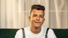 تحطمت سيارته.. هروب عصام صاصا بعد مشاجرة داخل ملهى ليلي بالمعادي