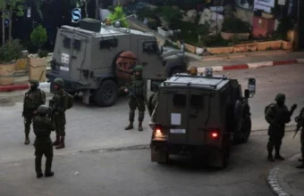قوات الاحتلال تقتحم مدنًا بالضفة الغربية وتطلق الغاز المسيل للدموع في رام الله