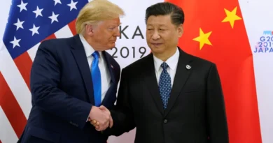 تقارب أمريكي- صيني.. ترامب يُعلن "نجاحاً كبيراً" لاتفاقه مع شي جين بينغ ويخفض رسوماً جمركية 8 تقارب أمريكي- صيني.. ترامب يُعلن "نجاحاً كبيراً" لاتفاقه مع شي جين بينغ ويخفض رسوماً جمركية