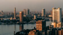 وفد إسرائيلي يصل القاهرة مساء اليوم لبحث وقف إطلاق النار في عزة