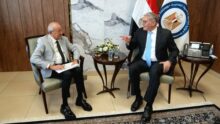 وزير البترول يبحث مع نجيب ساويرس تعزيز الاستثمارات في قطاع الذهب والتعدين بالصحراء الشرقية