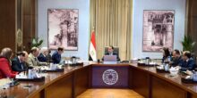 مدبولي يناقش تعزيز إيرادات الهيئة القومية للتأمين الاجتماعي