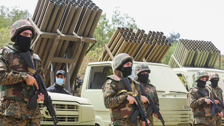 ثلاثة عقود من المأزق.. سلاح حزب الله من المقاومة إلى تهديد الدولة اللبنانية 1 ثلاثة عقود من المأزق.. سلاح حزب الله من المقاومة إلى تهديد الدولة اللبنانية