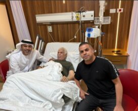 سفير الإمارات يزور حسن شحاته في المستشفى للاطمئنان على صحته