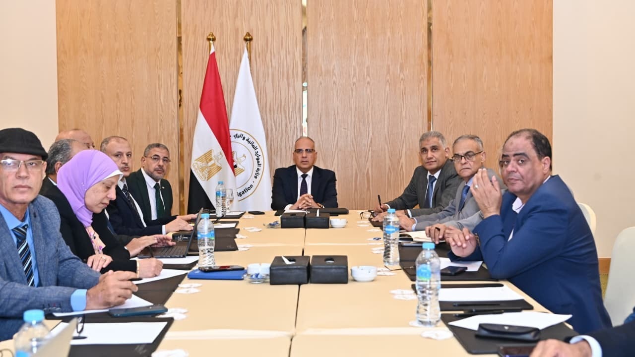 اجتماع لجنة تنظيم إيراد نهر النيل لمتابعة الاستعدادات لموسم الأمطار والسيول 1 اجتماع لجنة تنظيم إيراد نهر النيل لمتابعة الاستعدادات لموسم الأمطار والسيول