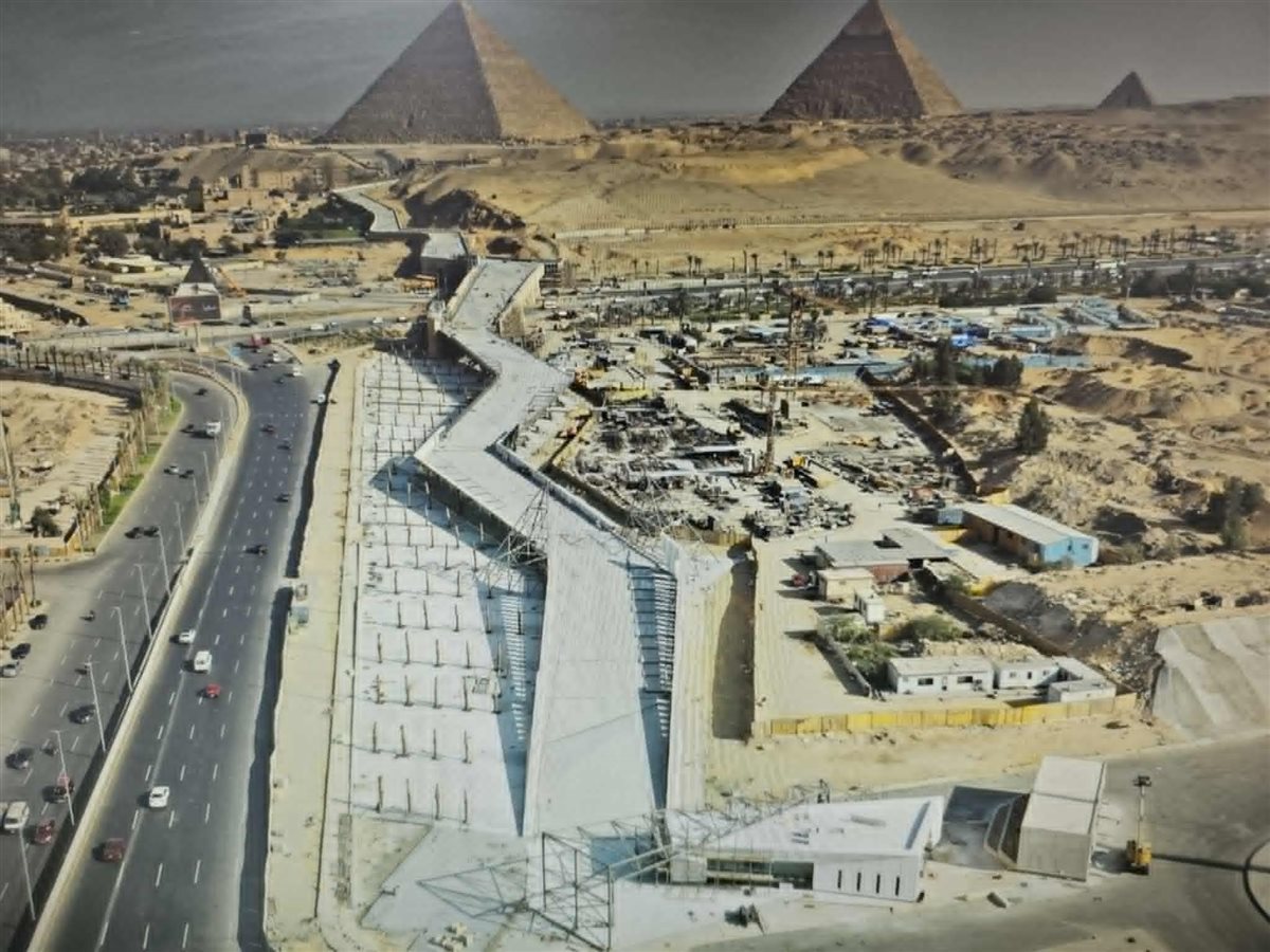 خطة لتحويل محور "سفنكس – سقارة" بالجيزة إلى وجهة سياحية عالمية 1 خطة لتحويل محور "سفنكس – سقارة" بالجيزة إلى وجهة سياحية عالمية