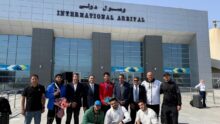 بعثة منتخب المصارعة تصل أرض الوطن بالذهب والبرونز