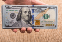 استقرار سعر الدولار أمام الجنيه اليوم السبت 4 أكتوبر 2025