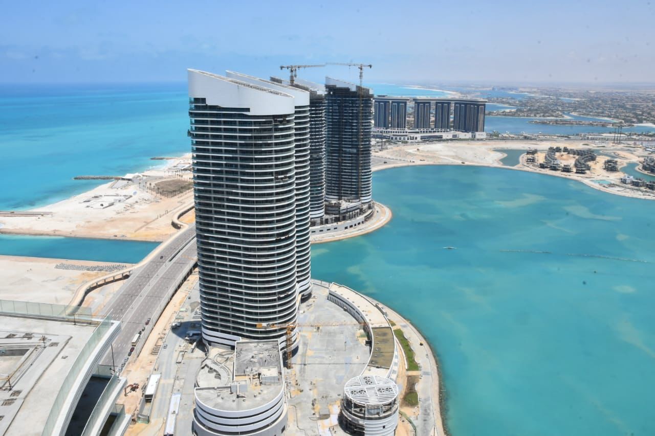الإسكان تعلن طرح وحدات الأبراج الشاطئية بالعلمين الجديدة للمصريين بالخارج 1 الإسكان تعلن طرح وحدات الأبراج الشاطئية بالعلمين الجديدة للمصريين بالخارج