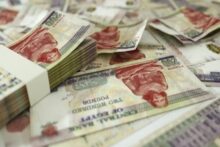 مدير فرع ببنك شهير ومسؤولون يستولون على 23.5 مليون جنيه من حسابات عملاء
