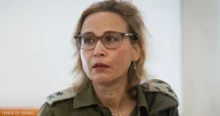 المدعية العسكرية الإسرائيلية السابقة يفعات تومر يروشالمي تُنقل إلى المستشفى بعد محاولة انتحار مزعومة