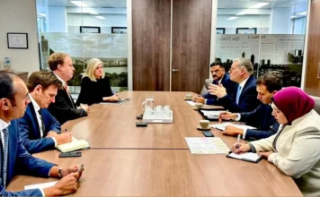 وزير البترول يبحث في أستراليا تعزيز التعاون بمجال المعادن الحيوية وربطها بسلاسل إمداد الطاقة الخضراء 2 وزير البترول يبحث في أستراليا تعزيز التعاون بمجال المعادن الحيوية وربطها بسلاسل إمداد الطاقة الخضراء