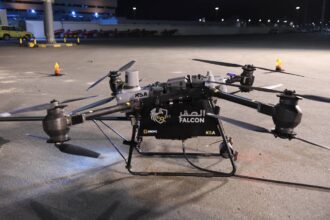 الدرون يحلق في سماء الحج: تقنيات حديثة لتعزيز الأمن والسلامة في موسم الحج 22 الدرون يحلق في سماء الحج: تقنيات حديثة لتعزيز الأمن والسلامة في موسم الحج