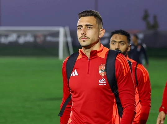 الأهلي يتفاوض مع جراديشار للرحيل في يناير ويستعد لضم ثنائي هجومي أجنبي لتعويض عجز مركز رأس الحربة