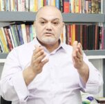 الإخوان يستخدمون السوشيال ميديا لتفكيك الاستقرار العربي وجذب الشباب للحرب الرقمية