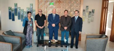 سفير مصر بالكويت يزور بعثة الشطرنج المصرية في البطولة العربية 2 سفير مصر بالكويت يزور بعثة الشطرنج المصرية في البطولة العربية