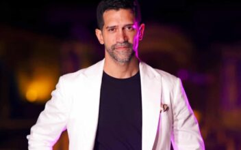 الفنان أحمد مجدي: دعم الوزارات يعكس إيمان الدولة بالفن البيئي