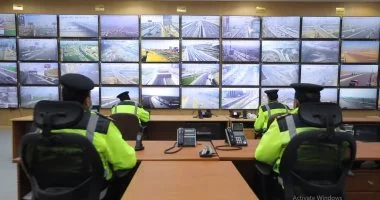 المرور يعلن الطوارئ استعدادًا لتقلبات الطقس.. وأمطار متفاوتة تضرب عدة محافظات خلال الساعات المقبلة 3 المرور يعلن الطوارئ استعدادًا لتقلبات الطقس.. وأمطار متفاوتة تضرب عدة محافظات خلال الساعات المقبلة