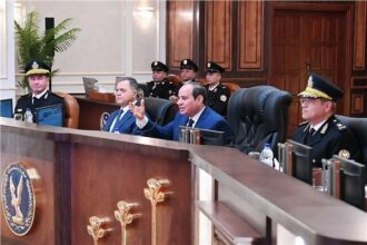 الرئيس السيسي: الوعي بمتطلبات الدولة ضرورة وطنية.. ويشيد بحرص الشباب على شرف الانضمام للشرطة 3 الرئيس السيسي: الوعي بمتطلبات الدولة ضرورة وطنية.. ويشيد بحرص الشباب على شرف الانضمام للشرطة