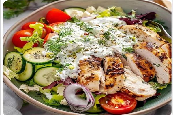 سلطة دجاج بالزبادى: وجبة صحية ولذيذة