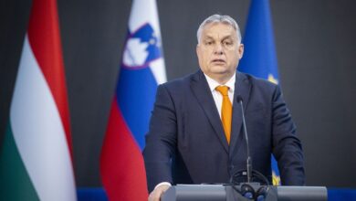 "المجر تعرض نفسها منصة محايدة لمفاوضات السلام بين روسيا وأوكرانيا خلال لقاء بوتين وأوربان"
