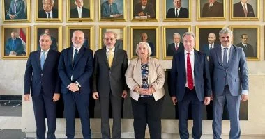 مشاورات مصرية يونانية بالقاهرة لتعزيز التعاون السياسي والاقتصادي ودفع مشروع الربط الكهربائي GREGY