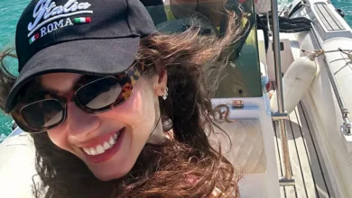 مايان السيد تروج لفيلم "ولنا في الخيال حب" بصورة مع أحمد السعدني من الجونة