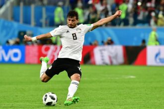 ترشيح طارق حامد للعودة إلى الزمالك في يناير.. ولجنة الكرة تنتظر حسم موقف القيد قبل أي تحركات 4 ترشيح طارق حامد للعودة إلى الزمالك في يناير.. ولجنة الكرة تنتظر حسم موقف القيد قبل أي تحركات