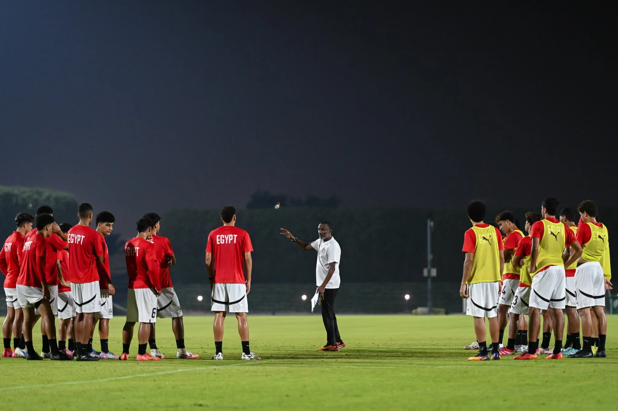 طاقم تحكيم بلجيكي يدير مواجهة منتخب مصر وهايتي في كأس العالم للناشئين بقطر الثلاثاء المقبل 1 طاقم تحكيم بلجيكي يدير مواجهة منتخب مصر وهايتي في كأس العالم للناشئين بقطر الثلاثاء المقبل