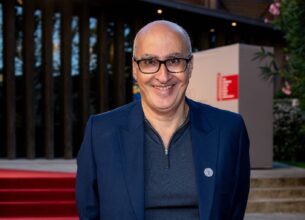 مهرجان البحر الأحمر السينمائي يكرّم أم كلثوم بترميم فيلمين لها